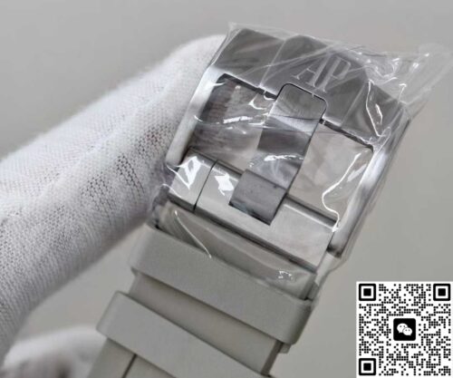 微信图片_2025-10-08_230404_221